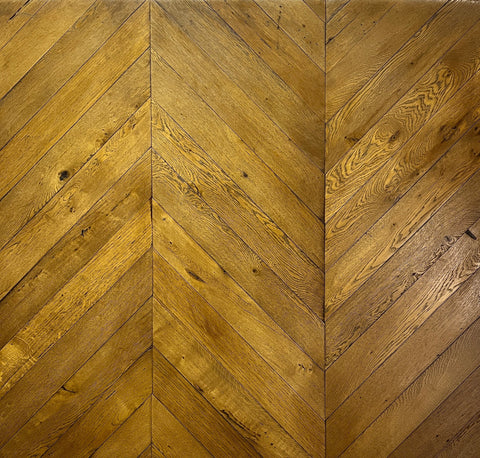 FL Bordeaux 321 Custom Finished Oak Chevron Flooring